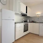 - New Near Podvrske Муртер
